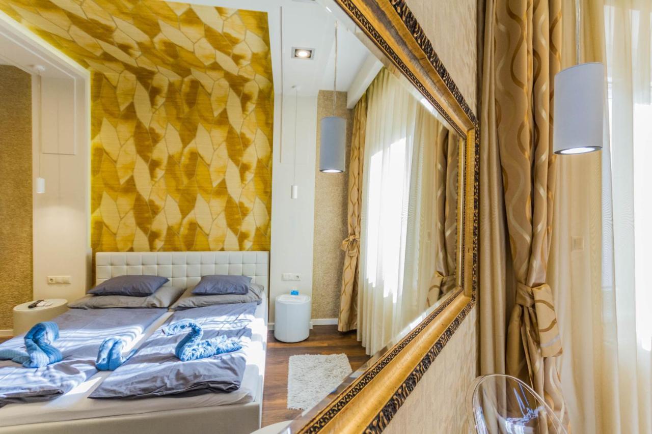 Chain Bridge Studio Apartment บูดาเปสต์ ภายนอก รูปภาพ