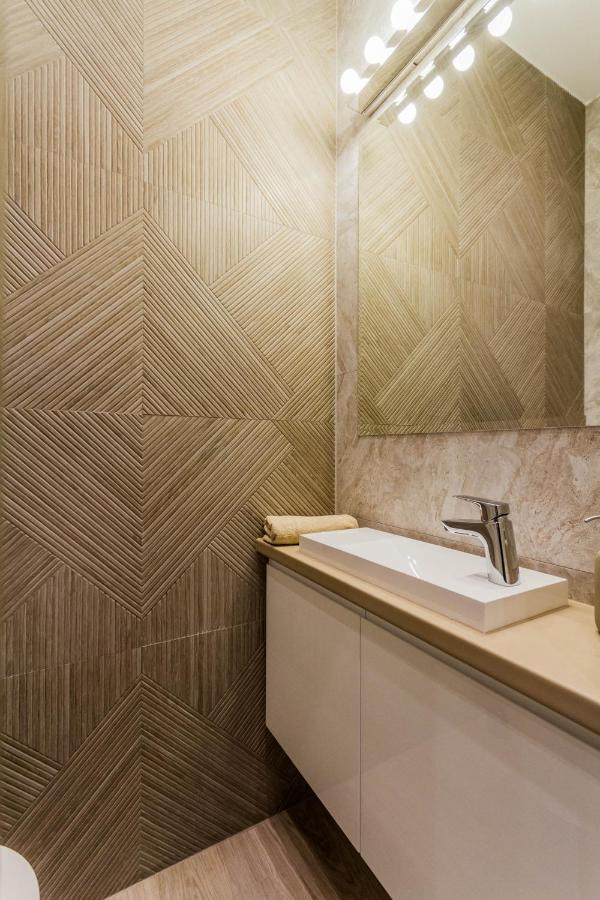 Chain Bridge Studio Apartment บูดาเปสต์ ภายนอก รูปภาพ