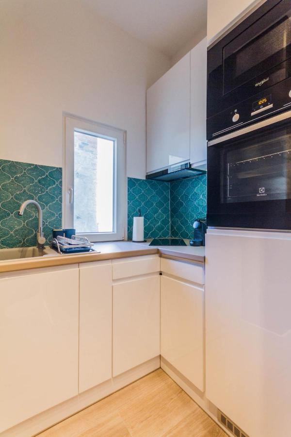 Chain Bridge Studio Apartment บูดาเปสต์ ภายนอก รูปภาพ